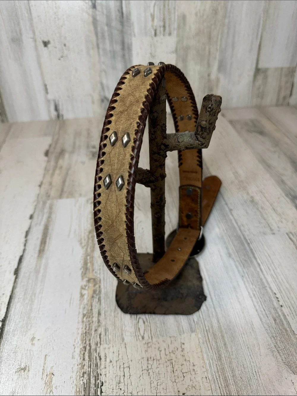 Hooey Leather Distressed Belt Whipstitch Studded Silvertone Removable Buckle 26